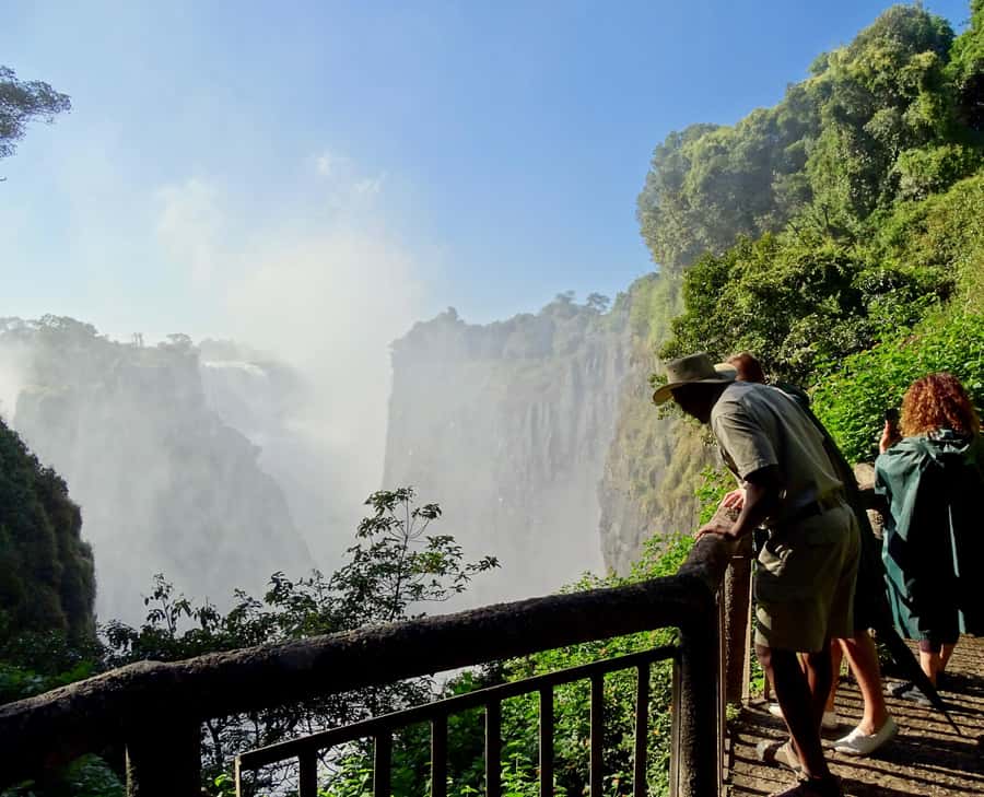 3 Days Explore Zambia, Zimbabwe and Chobe Park in Botswana - Border crossings and the documents you need