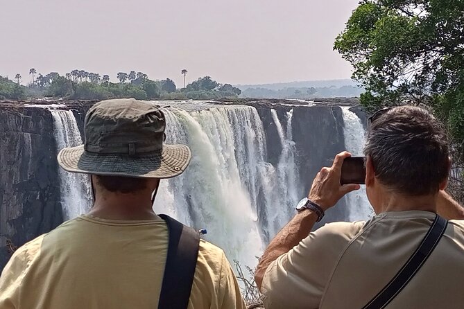 3 Days Tour at Chobe Park and Victoria Falls with Airport Pickup - Day 2: crossing from Zimbabwe into Botswana