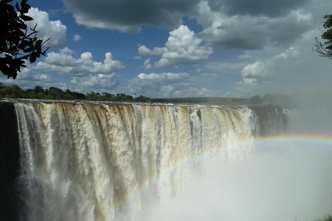 6-day Hwange, Chobe & Victoria Falls Combo - Day four: Victoria Falls on foot, then the Zambezi at sunset