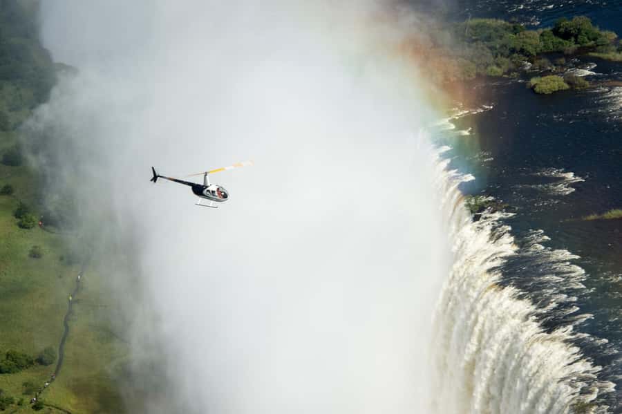 A Helicopter flight Over the Victoria falls - Key points to know before booking