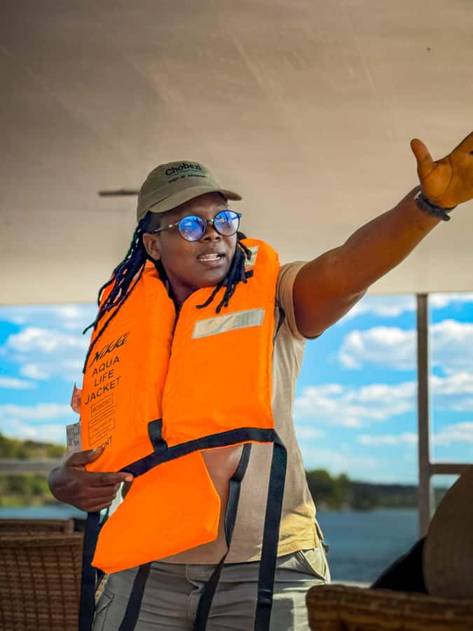 From Victoria Falls: Full Chobe Day trip to Chobe, Botswana - How the guiding affects the experience