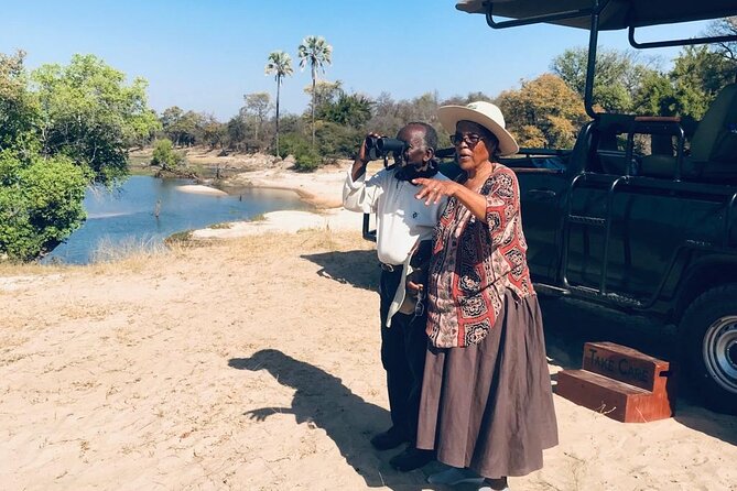 Full-Day Zimbabwe Zambezi National Park Safari & Lunch - Crossing to Chamabondo Vlei