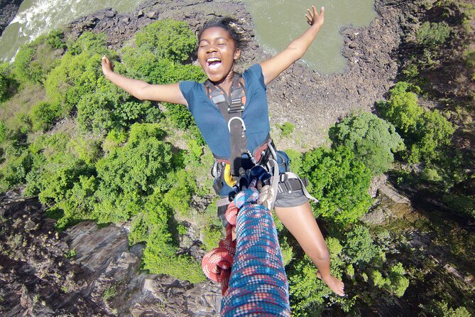 Gorge Swing (Zimbabwe) - Age rules and the question of confidence