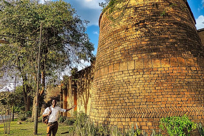 Guided 4x4 Town Safari in Victoria Falls - A gentle first look at Victoria Falls town