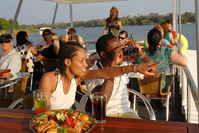 Guided Falls Tour & Zambezi River Cruise Combo - The guide can make the difference