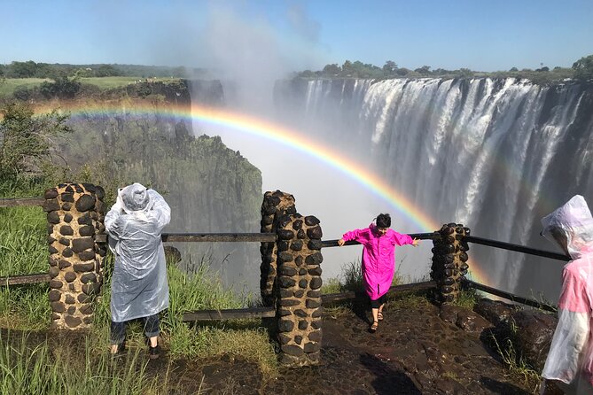 Guided Tour of The Victoria Falls and flight of angels - Key points at a glance