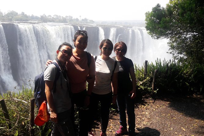 Guided Tour of The Victoria Falls and flight of angels - Timing, comfort, and what to bring