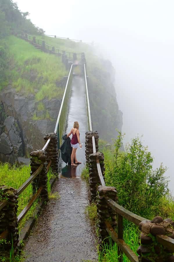 GUIDED TOUR OF THE VICTORIA FALLS ON THE ZAMBIAN SIDE - Key points to know before you book