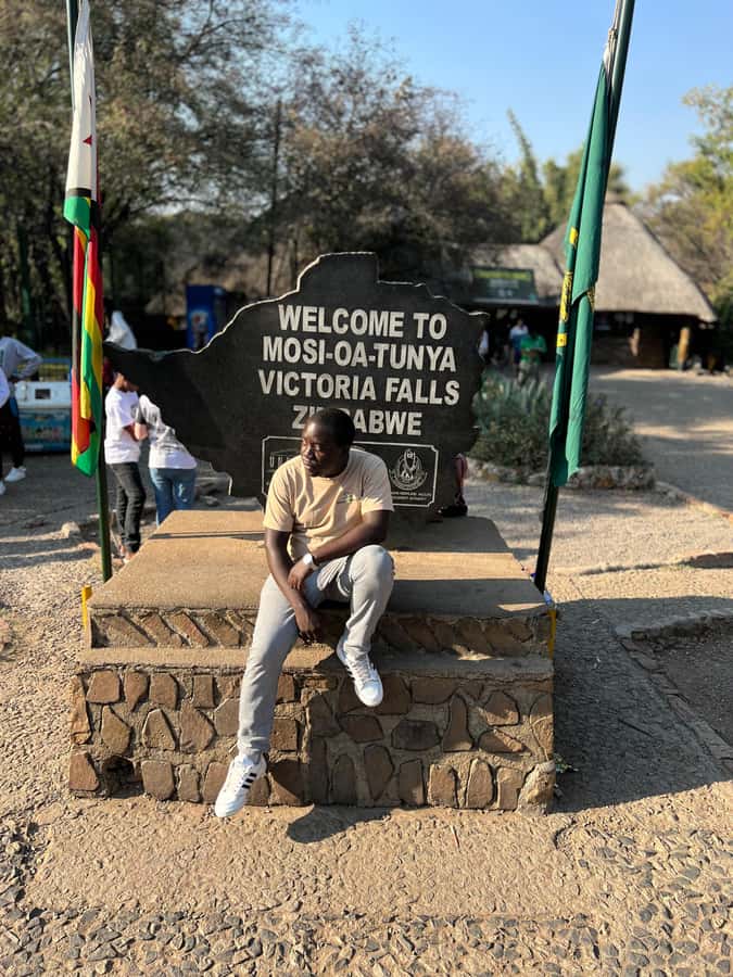 Guided Walking Tour to Victoria Falls - What the $74 price really covers