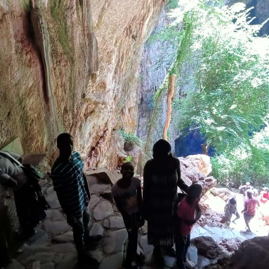 Harare: Chinhoyi Caves Day Trip with Lunch and Transfer - The first view of the Sleeping Pool