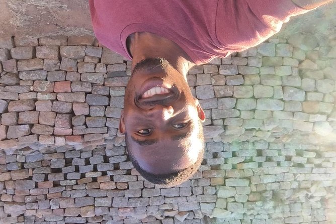Khami Ruins Day Trip - Entering the 16th-century Torwa capital