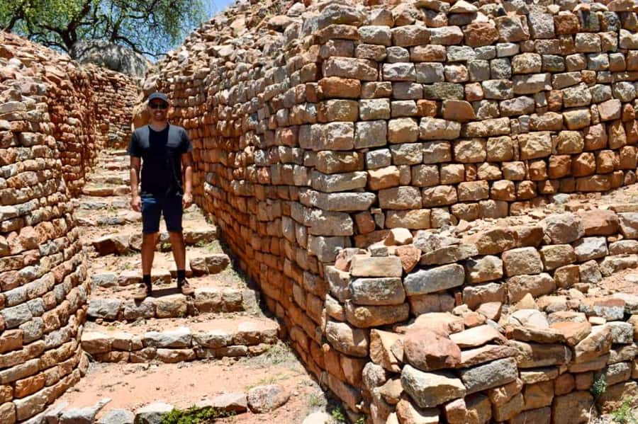 Khami Ruins: Guided Tour with Sunset Drinks - Tsoro, the Northern Platform, and the Monolith Platforms