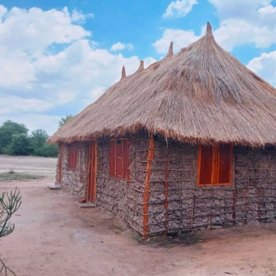 Livingstone: Amazing Traditional Village & Dance Culture - Tusoleke Trust School and the Community Benefit