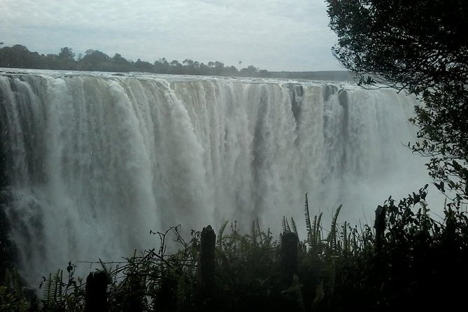Livingstone Victoria Falls Tour Zambia And Zimbabwe Combo - The Zimbabwe side: 16 viewpoints and the classic first look