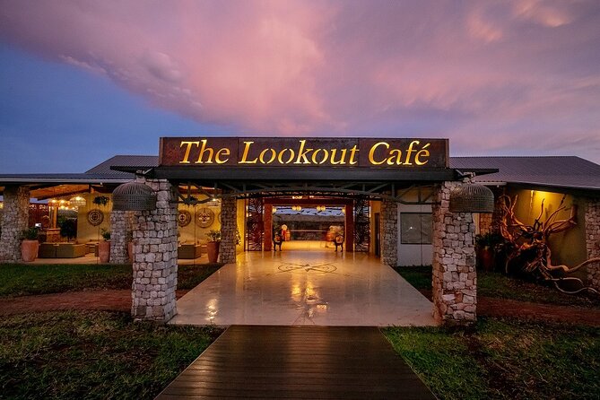 Lookout Cafe Lunch In Victoria Falls - Service adds warmth to the setting
