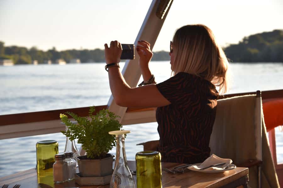 Luxury Sunset Dinner Cruise with 4-Course Meal - Wildlife along the riverbanks and islands