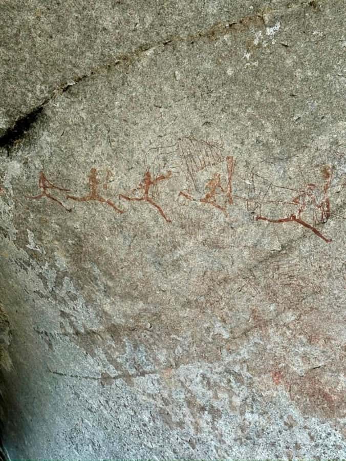 Matobo Hills Day Trip with Rhino Tracking - Bushmen paintings and the long human story