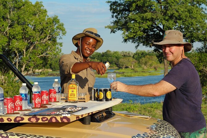 Prime Safari Game Drive with Gin Tonic and Amarula break - A Three-Hour Safari Near Victoria Falls