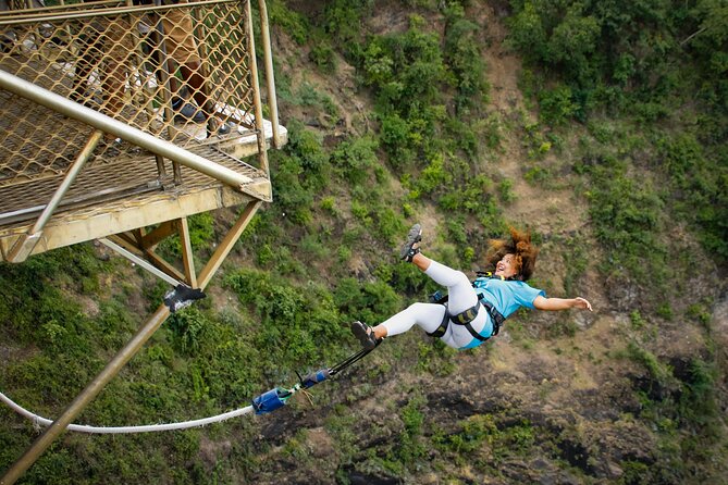 Shearwater Bungee Jump Victoria Falls Bridge - Four Seconds of Freefall From 111 Meters
