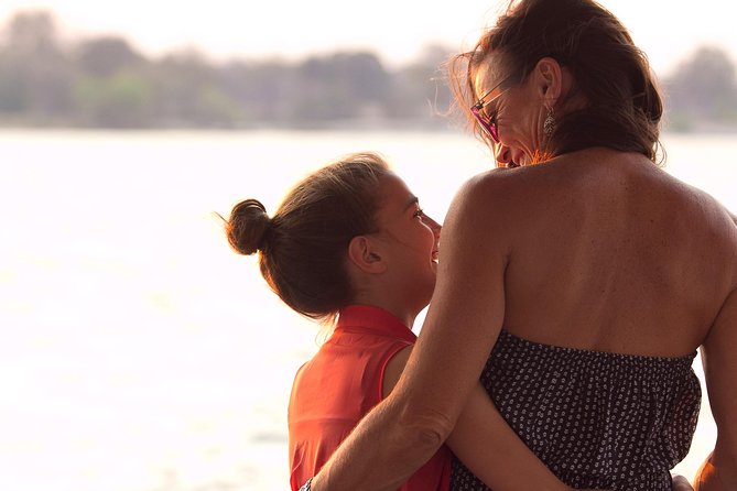 Sundowner Cruise on Zambezi River (Zimbabwe) - What this Zambezi sunset cruise actually offers