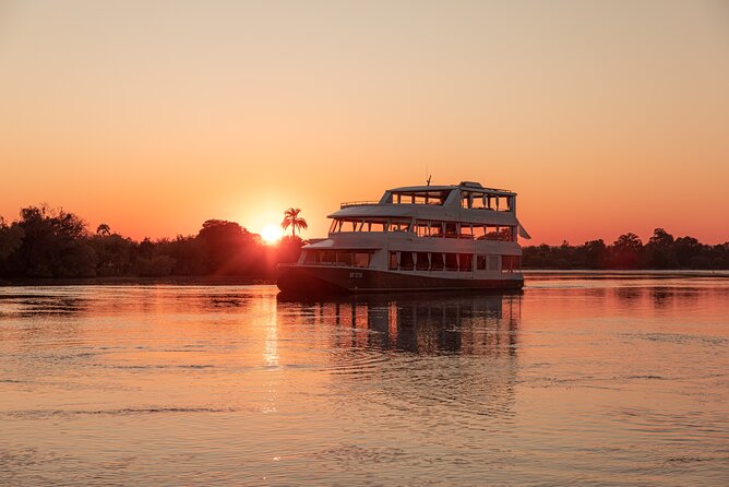 Sunset Cruise Zambezi Explorer & The Eatery Dinner (Combo) - Food, service, and organization