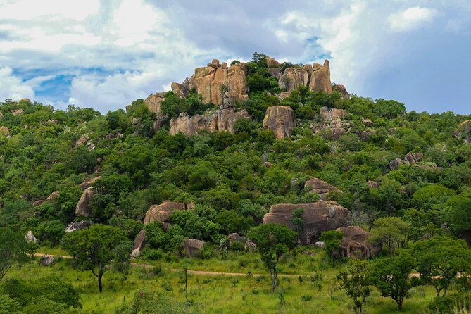 The Best of Matobo - World’s View and the complicated story at Rhodes’ Grave