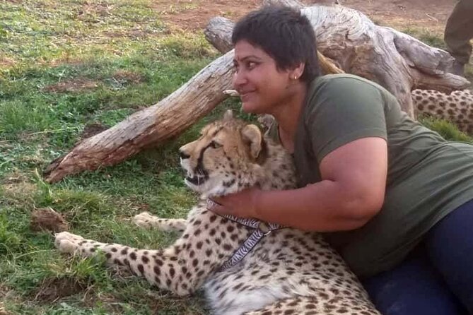The Cheetah Experience - From your Victoria Falls hotel to the conservation area
