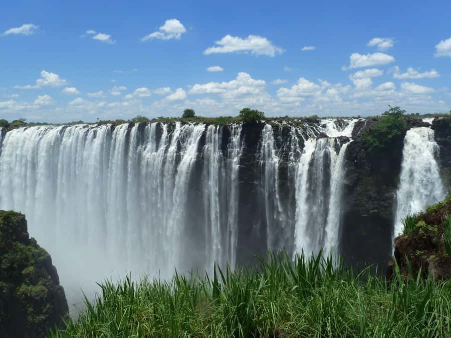 Victoria Falls Best of Both Sides Full Day Experience - Key points at a glance
