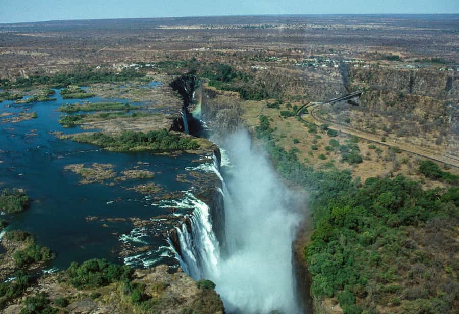 Victoria Falls Best of Both Sides Full Day Experience - Morning at Victoria Falls on the Zimbabwe side