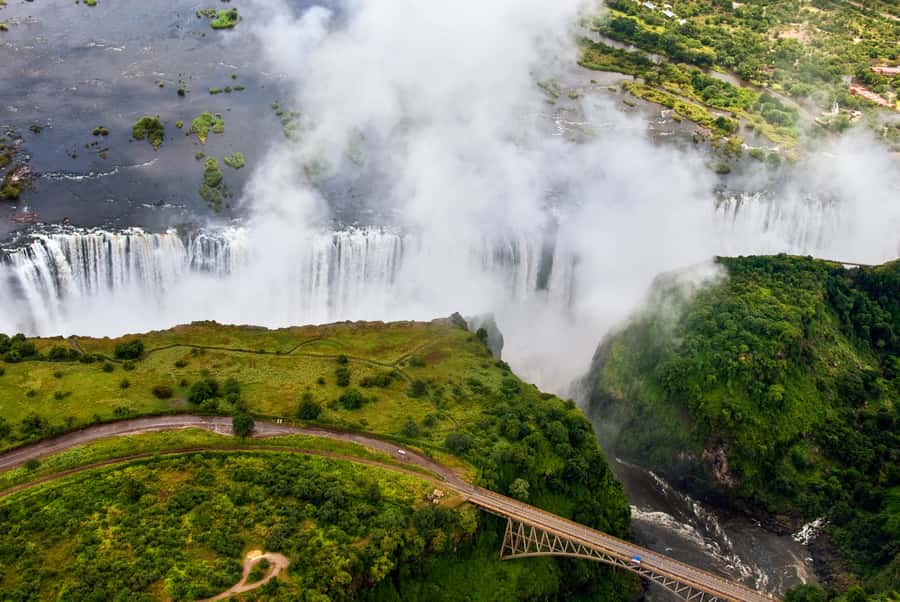Victoria Falls: Cultural Tour with High Tea - The Big Tree and the early town