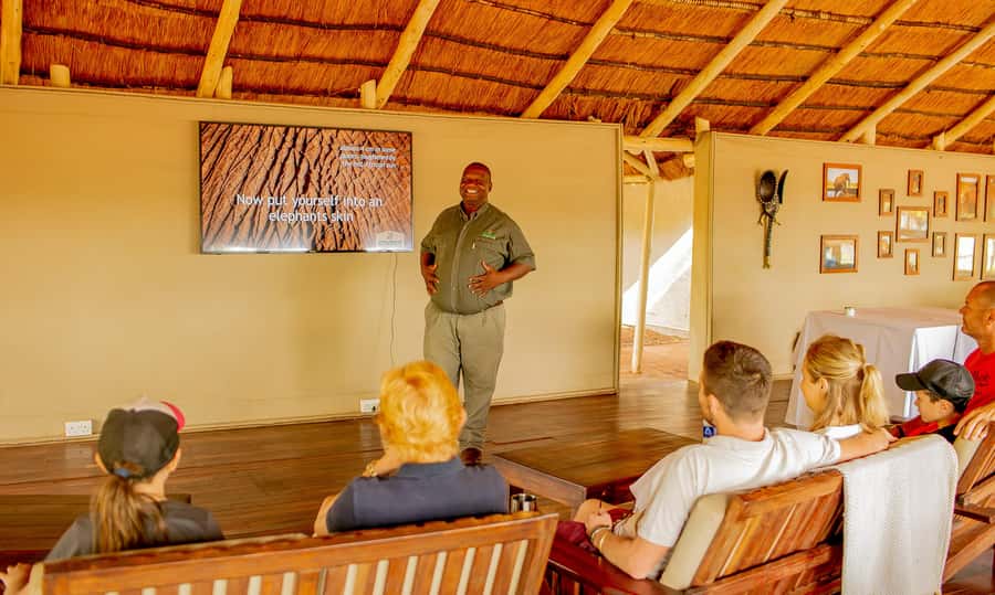 Victoria Falls: Elecrew Through The Eyes Of An Elephant - Arriving at Jafuta Lodge and meeting the carers