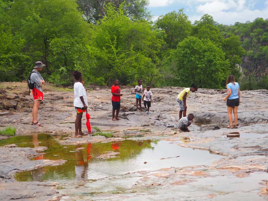 Victoria Falls Gorge Hike & Farm to Table Village Lunch - Meeting villages, homesteads, and local life
