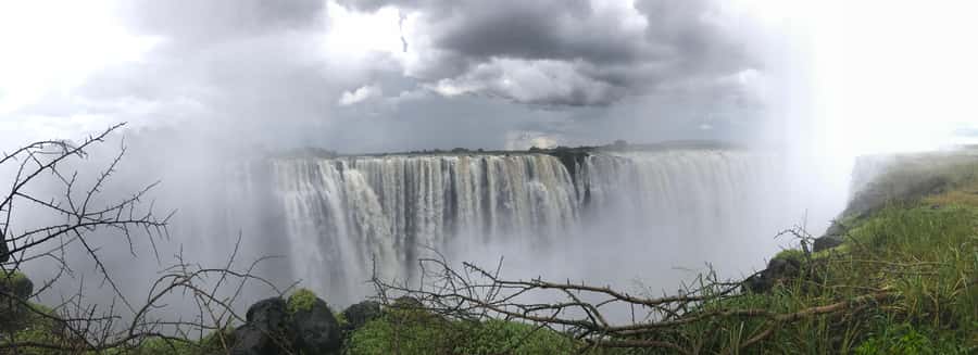 Victoria Falls guided tour - Why Victoria Falls feels bigger than a single viewpoint