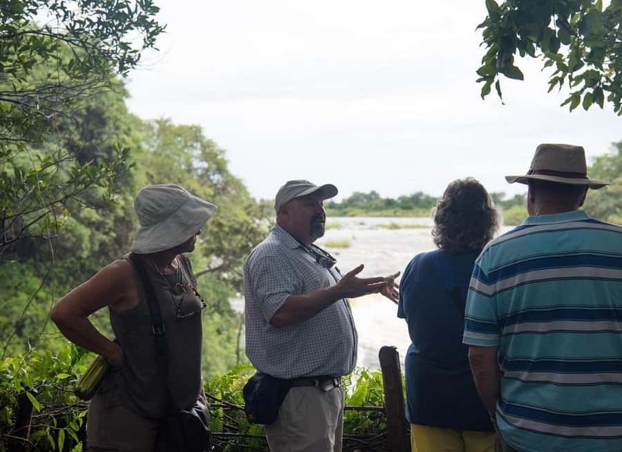 Victoria Falls: Guided Tour of Falls Zimbabwe & Zambia combo - Devil’s Pool and the seasonal difference