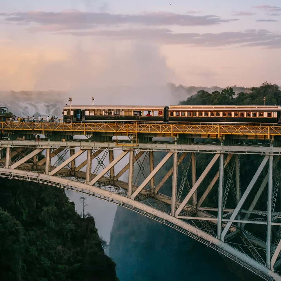 Victoria Falls: Guided Tour of Falls Zimbabwe & Zambia combo - What the guide adds