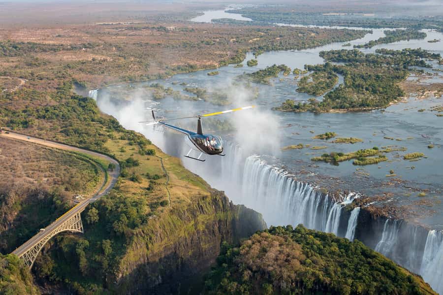 Victoria Falls Helicopter Flights - The 22-minute flight: adding Batoka Gorge
