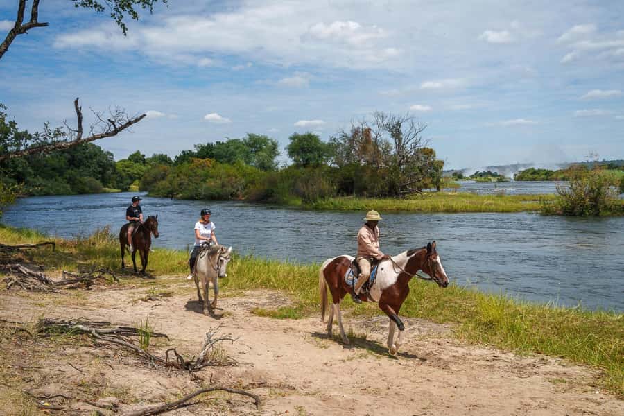 Victoria Falls National Park: Horseback Safari - Mounting up with a small group