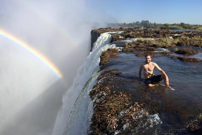 Victoria Falls Private Guided Tour - Entering the rainforest and finding point 1