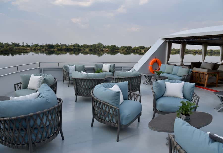 Victoria Falls Scenic Guided Tour with Sunset Boat Cruise - Why the falls portion can feel rushed