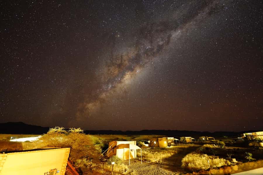 Victoria Falls: Stargazing Tour with Hotel Pickup - The short transfer away from town