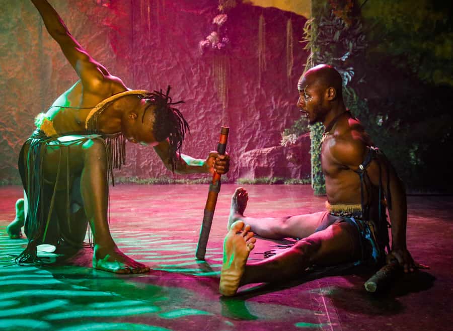 Victoria Falls:Theatre Simunye The Spirit of Africa,Zimbabwe - The story of Bomani and Ndlovu