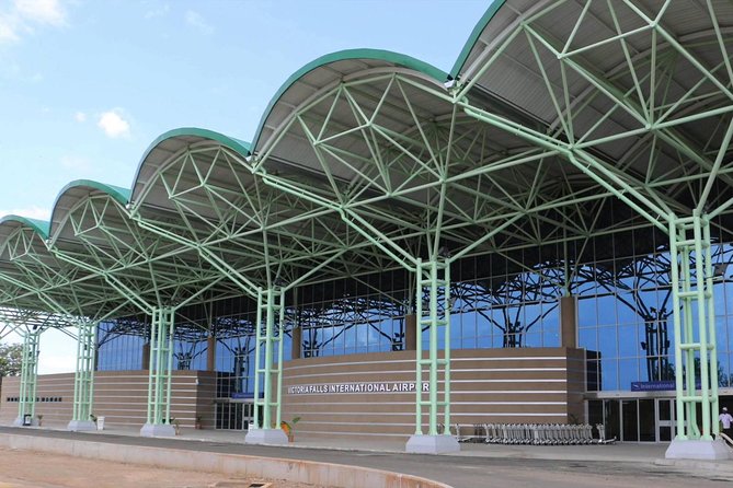 Victoria Falls to Kasane road Transfers - Why this short transfer matters