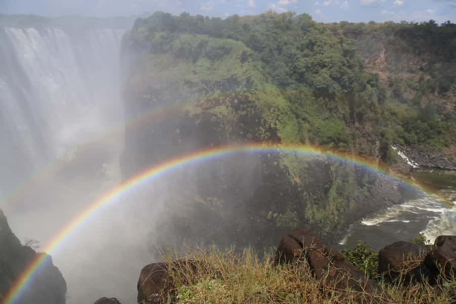 Victoria Falls Town: Victoria Falls Guided Sunrise Tour - What the guide adds beyond the views