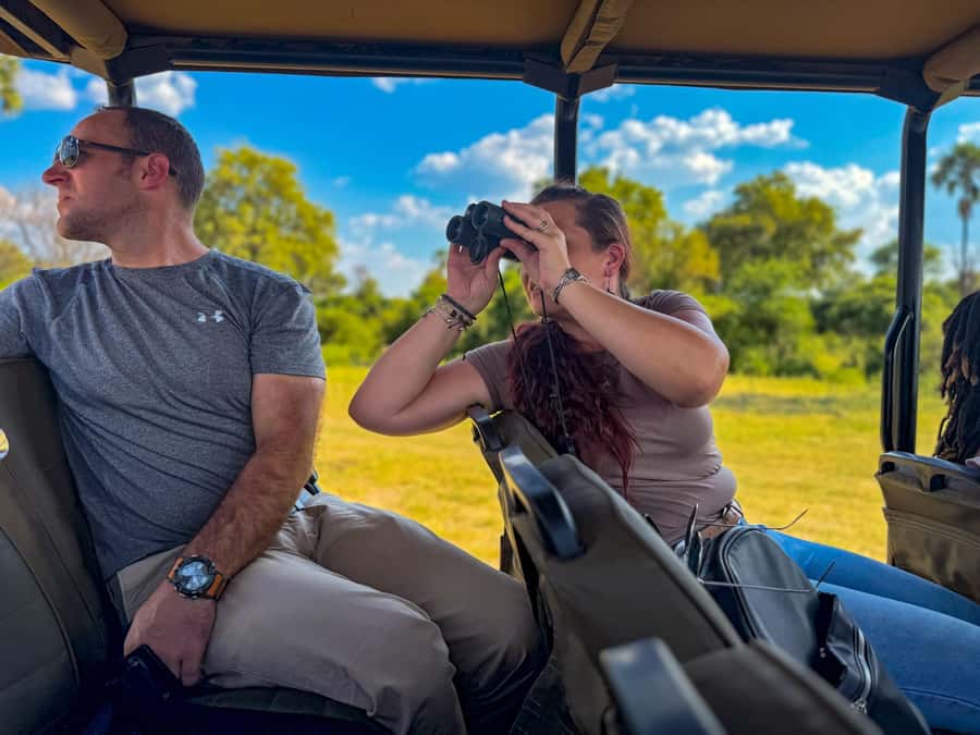 Victoria Falls: Zambezi National Park Game Drive - Snacks beside the Zambezi