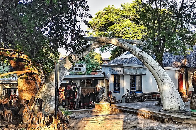 Walking Safari of Victoria Falls Town - What the guides add to the experience
