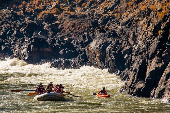Whitewater Rafting on the Zambezi River from Victoria Falls - What the $139 price really covers