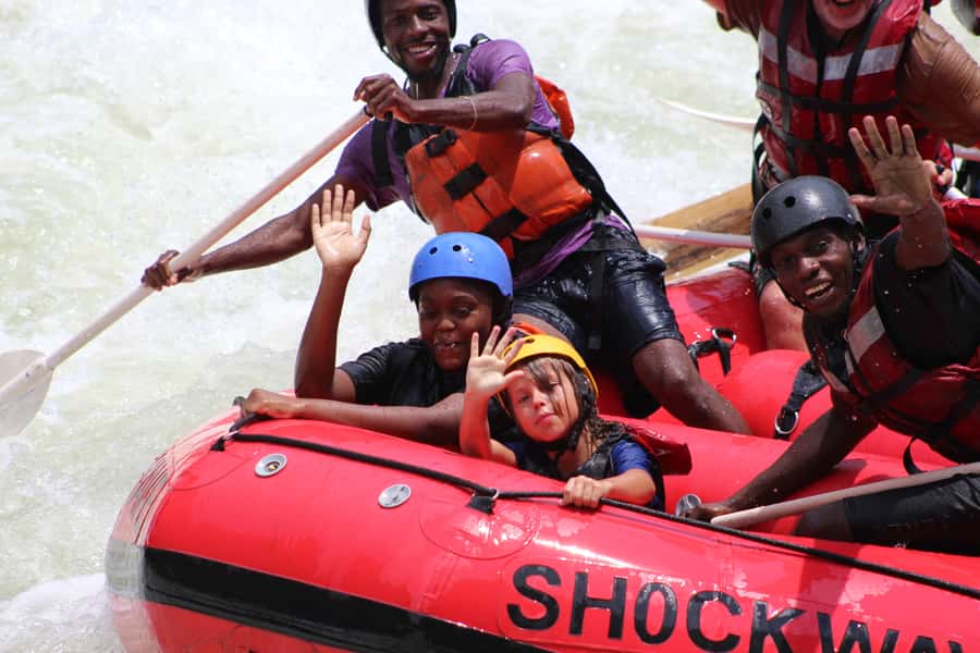 Zambezi River: Kid-Friendly Whitewater Rafting - Why this Zambezi trip works for families