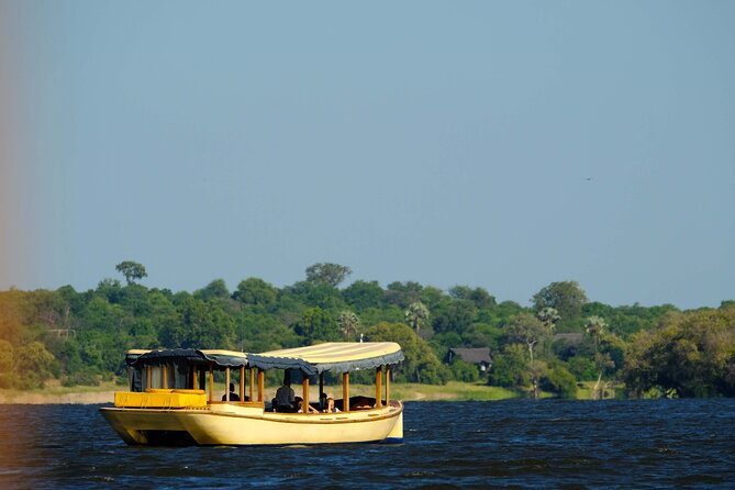 Zambezi River Sunset Cruise, from Victoria Falls, Zimbabwe - Sunset timing and the Victoria Falls misunderstanding