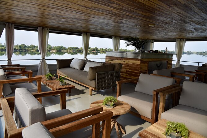 Zambezi River Sunset Cruise Plus Potjie Dinner Experience (Combo) - Should You Book the Zambezi Sunset Cruise and Potjie Dinner?