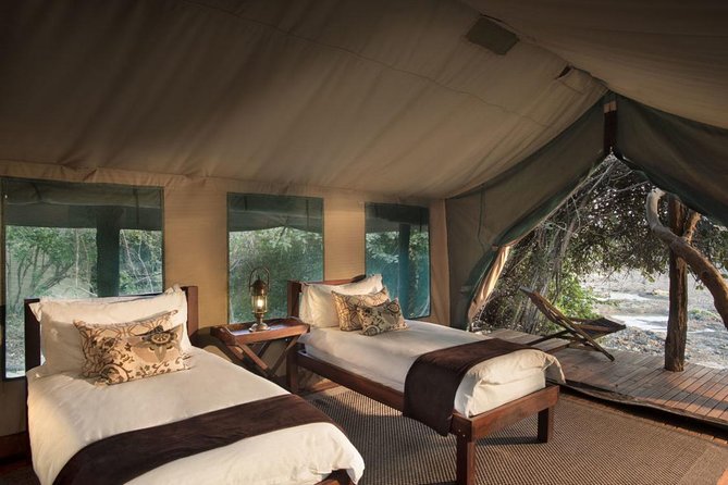 Zimbabwe Luxury Safari 6 Nights Fly in - An evening on the Zambezi slows the pace